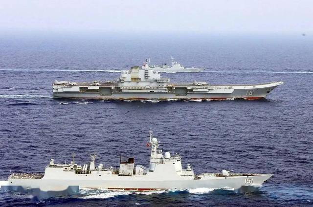 中日战机对峙后，日方凌晨两点作秀卖惨