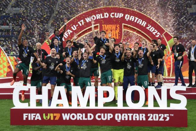 足坛一夜动态：葡萄牙首夺U17世界杯！伊斯科刚复出又被队友踢伤