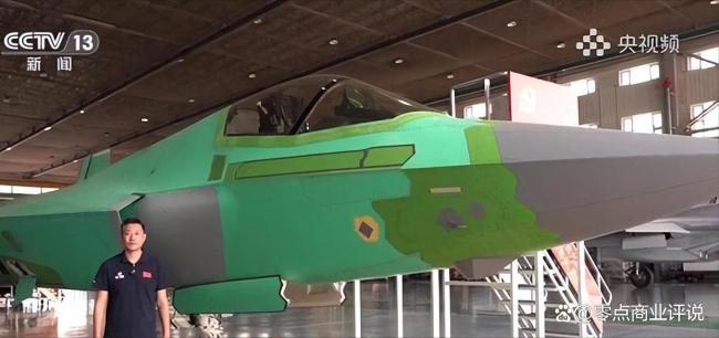 专家：歼-35隐身战机产量狂飙