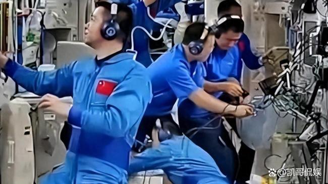 专家解读神二十航天员返回地球