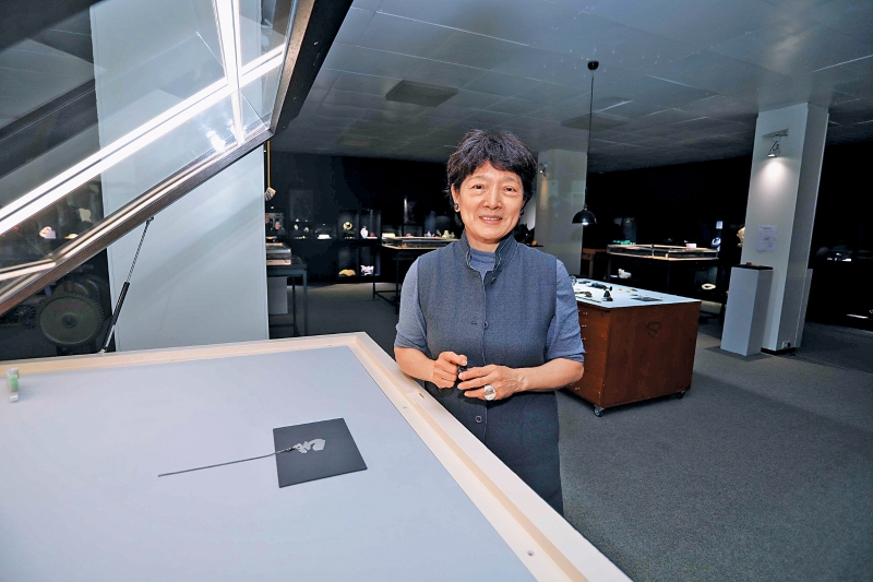 “琳琅——首饰艺术的中国故事:当代首饰国际巡展”学术主持、中央美术学院教授滕菲。 “琳琅——首饰艺术的中国故事:当代首饰国际巡展”学术主持、中央美术学院教授滕菲。