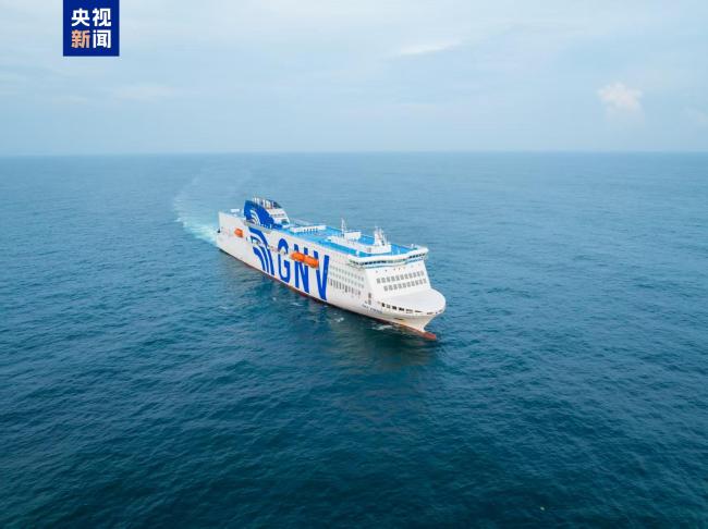 我国首艘自研大型出口双燃料客滚船