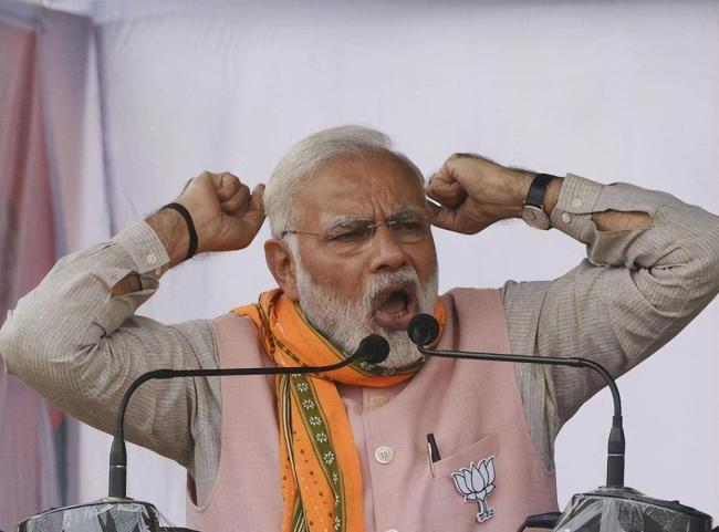 中国卫星拍下迪拜航展印战机坠毁现场