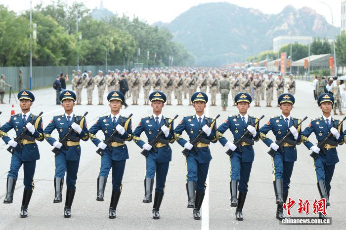 (抗战胜利80周年)探访阅兵集训点:突出实战标准 强化基础能力