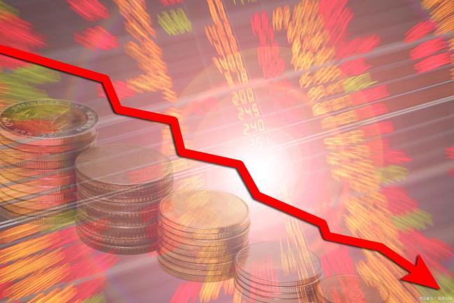 今日国际金价暴跌 国内金饰突破千元大关