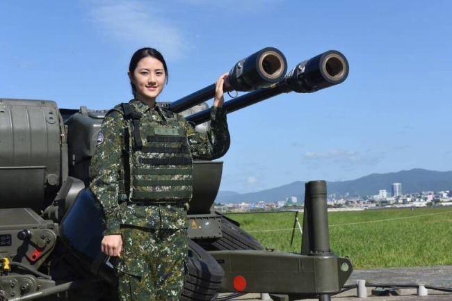 点击查看大图 台军计划斥资千亿采购美制导弹:替换全部高射炮