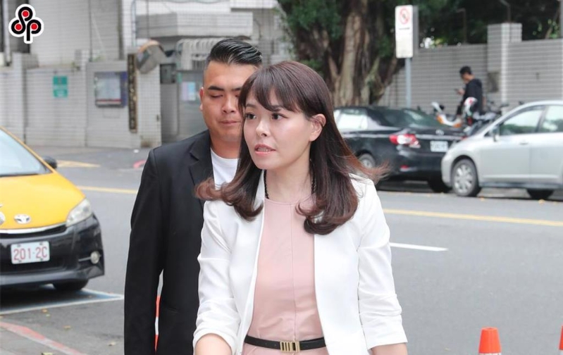 高虹安 高虹安