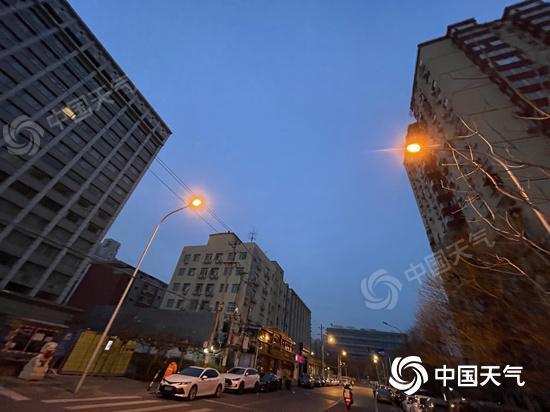 今天北京或有零星小雨光顾 双休日晴暖天气回归气温上升