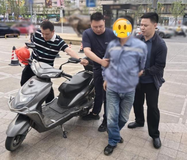 杀人嫌犯潜逃27年终落网