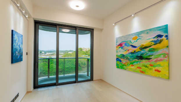 合共逾30幅作品展出于WHITESAND COVE现楼三个不同展区。 合共逾30幅作品展出于WHITESAND COVE现楼三个不同展区。