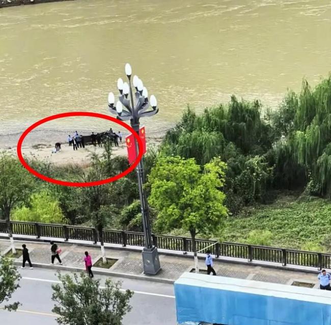 跳河新郎遗体被找到,家属发声