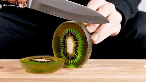 全网最后一批躺赚博主，也被AI挤兑失业了