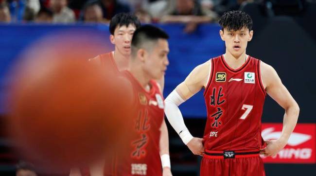 周琦得到16分7篮板 北京北汽胜四川丰谷酒业