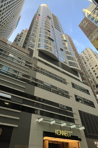 位于谢斐道303号的KONNECT，楼高25层，前身为王子酒店。