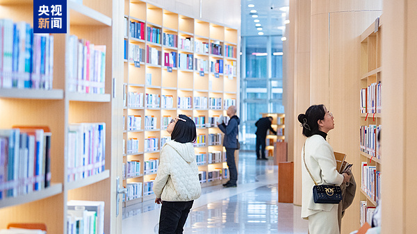 拿起手机就能免费听讲座、看展览 “十四五”期间多彩文化点亮生活