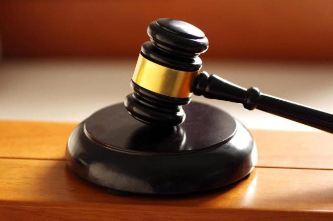 男子骂儿媳争执中刺死其姐夫一审获刑