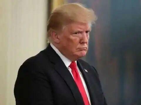 特朗普向特朗普政府索赔