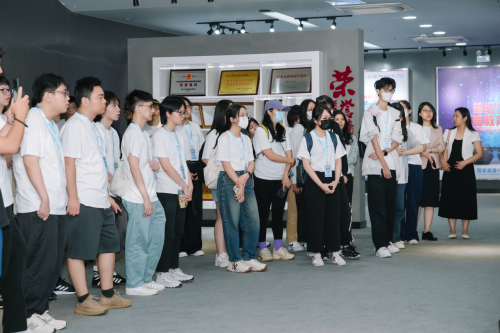 香港理工大学CPCE学生参观国家超级计算广州中心
