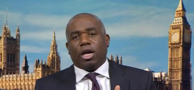 三周误释12名囚犯 英司法大臣：人为失误难免