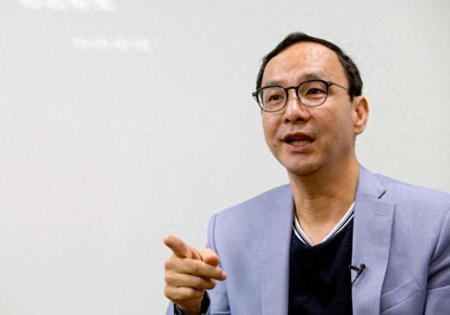 朱立伦:期盼新任党主席让国民党更好