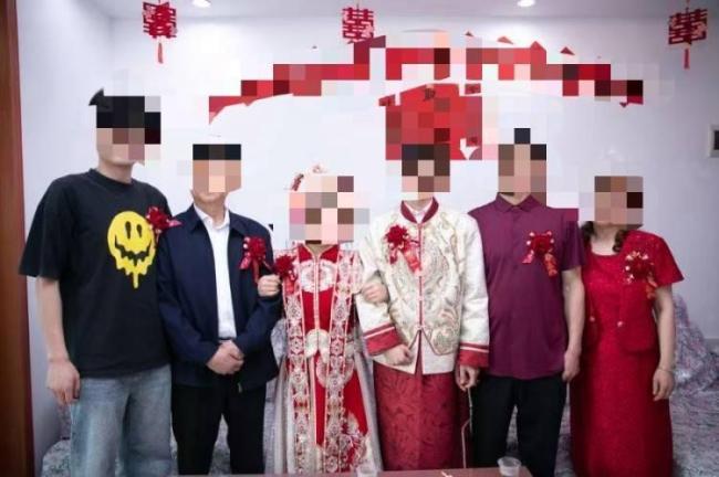 26岁小伙被大9岁已婚女子骗婚