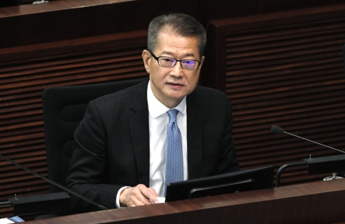 财政司司长陈茂波出访31次，开支高达1,063万元。