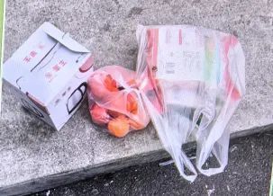 新买的烧水壶里装了3万块？拦截！