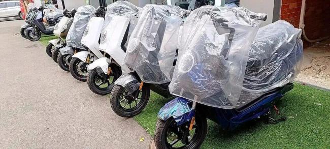 骑手称新国标电动车影响送外卖