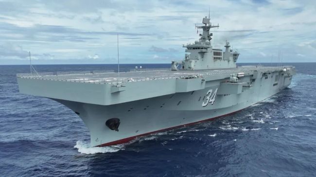 编队出击丨海军湖北舰开展实战化训练！