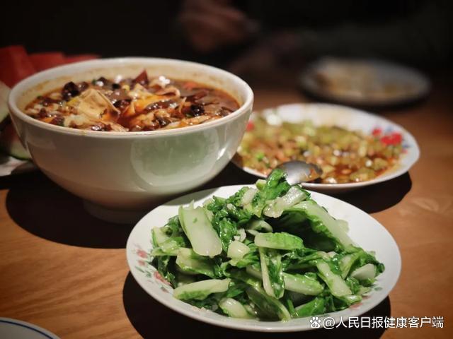 研究：高纤维饮食能拖住癌症