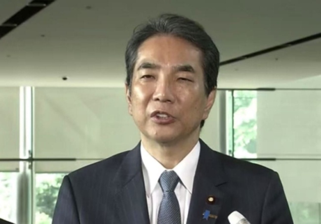  家里米多到能卖 言论遭批 日本农林水产大臣辞职