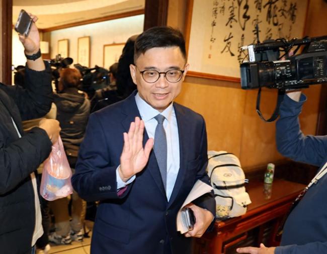 曝赖瑞隆8岁儿子在学校霸凌同学