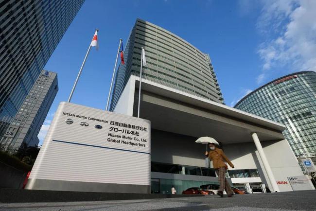 巨亏百亿元！国际巨头宣布：出售总部大楼