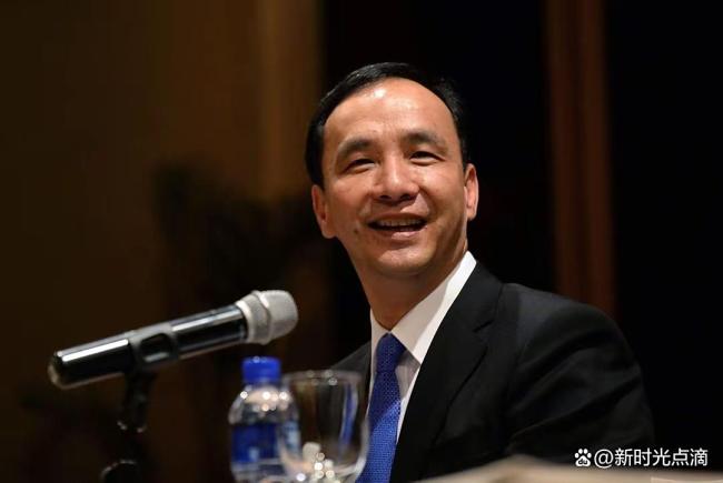 国民党主席朱立伦提议以放行“特别预算”换“普发现金”