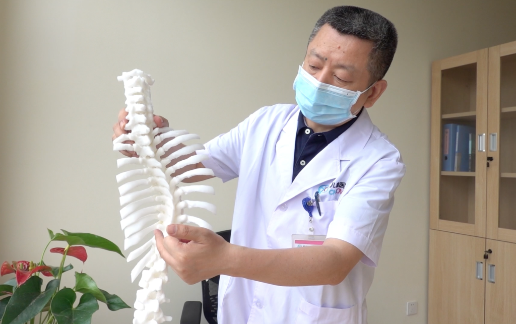 暑期就诊高峰背后:运动不足成多种儿童疾病“共因”