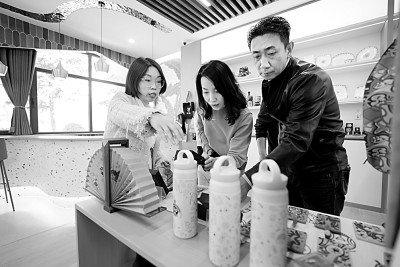 完善高校人文社会科学创新体系 完善高校人文社会科学创新体系