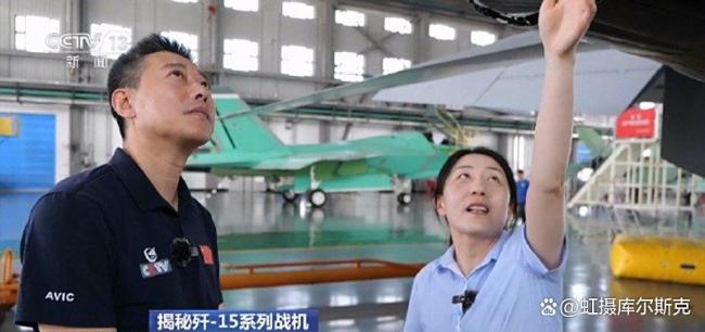 专家谈歼-35腹部弹舱