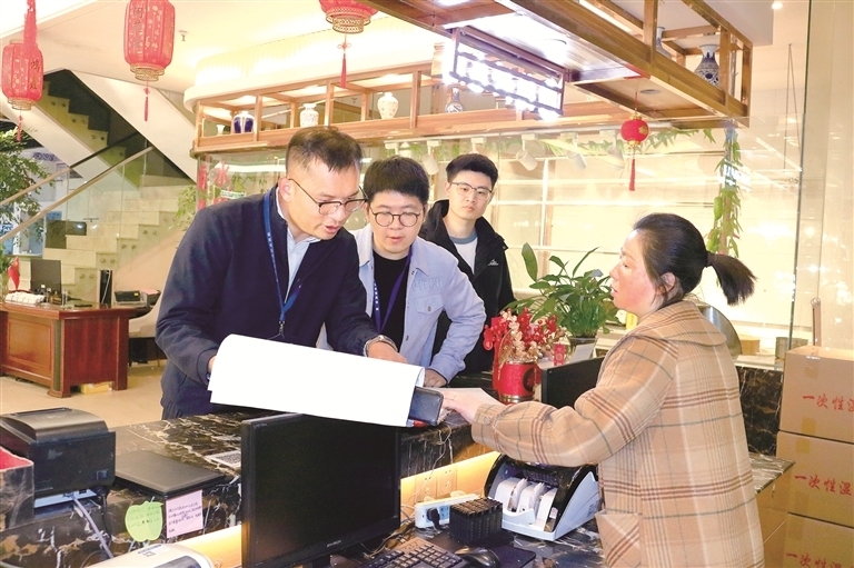 深度关注丨以铁的纪律狠刹歪风邪气