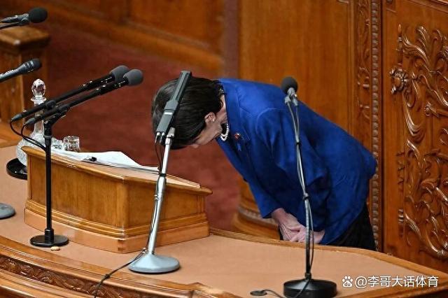 警惕高市早苗假认怂耍花招