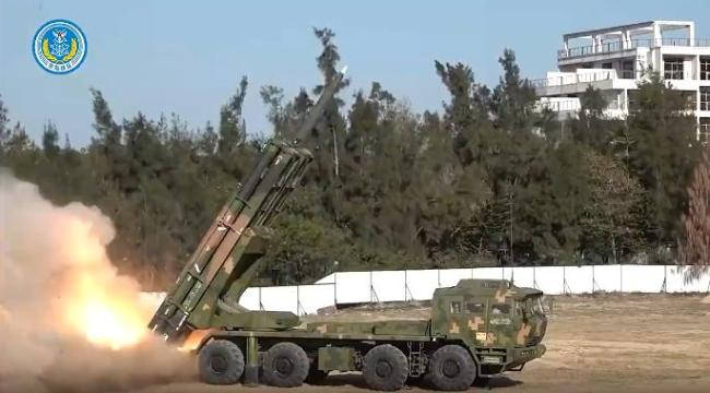 东部战区军演“越海杀器”震撼出鞘