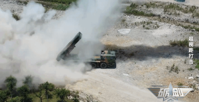 精度高、弹种全、覆盖广 远程箱式火箭炮指哪打哪
