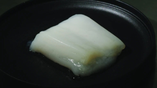 日培养出史上最大块人造鸡肉 突破性技术革新