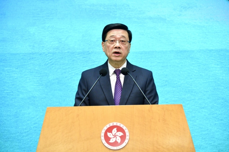 李家超认为社会关切值得重视。 李家超认为社会关切值得重视。