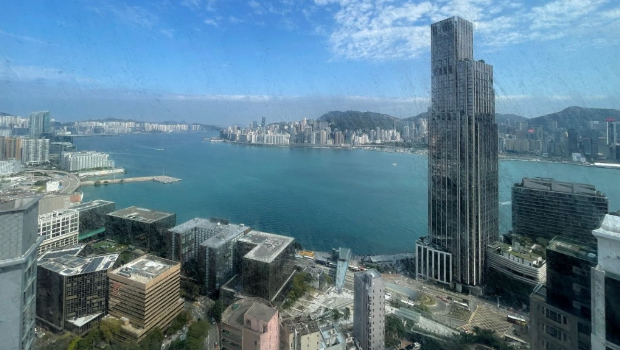 单位可饱览维港景色，遇上大节日，更可欣赏璀璨烟花。