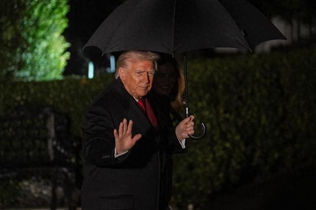 特朗普承认自己是“酗酒型人格”