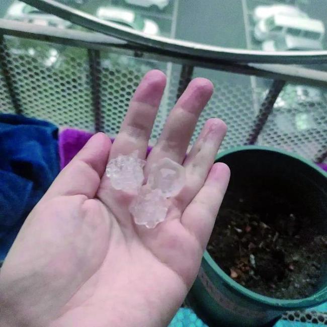 重庆中心城区下冰雹？气象专家回应