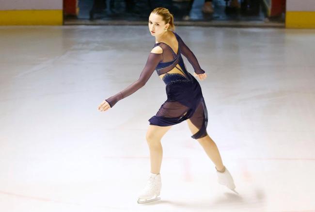 俄罗斯花滑“套娃”还在滑