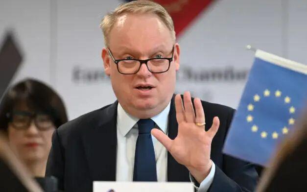 倒打一耙!“中国逼着欧盟强硬”