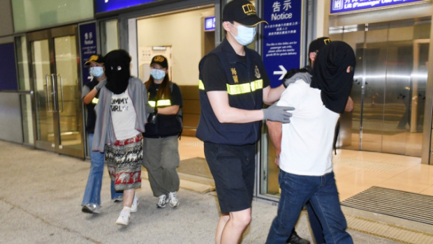 海关拘泰国返港两男女 海关拘泰国返港两男女
