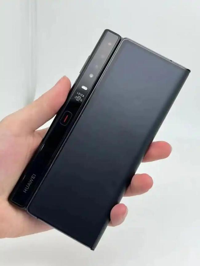 联通打响手机eSIM“第一枪”：距离全面普及还有多远？